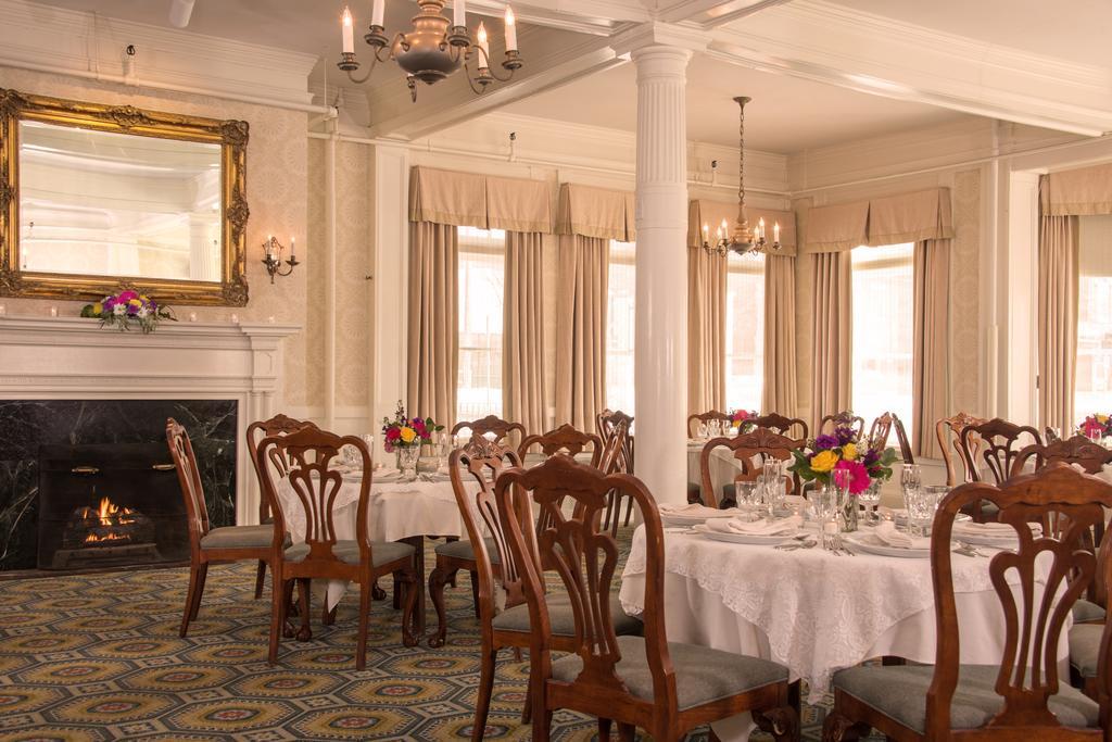 Middlebury Inn Zewnętrze zdjęcie