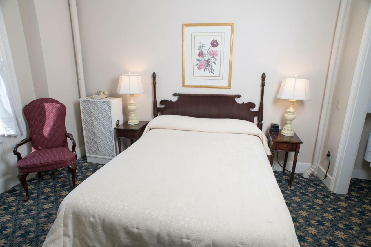 Middlebury Inn Zewnętrze zdjęcie
