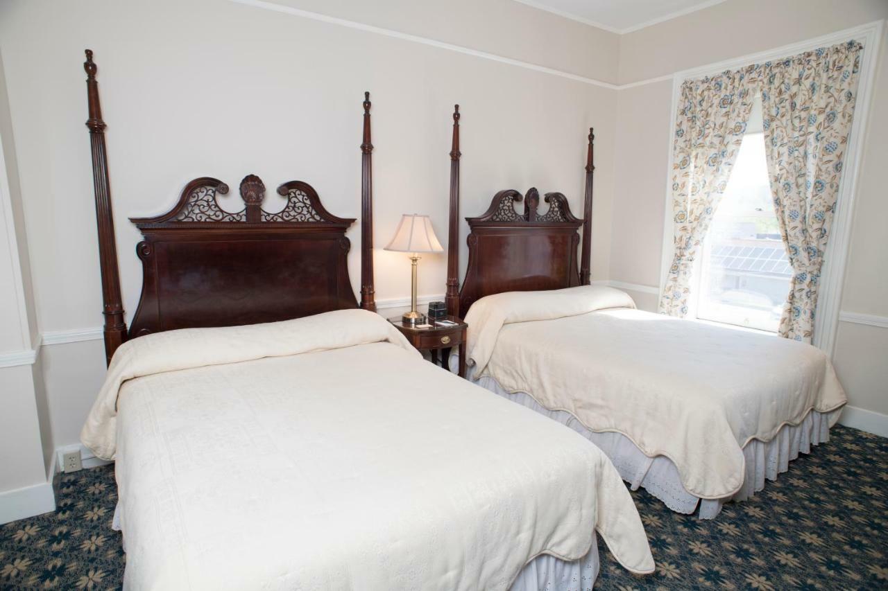 Middlebury Inn Zewnętrze zdjęcie