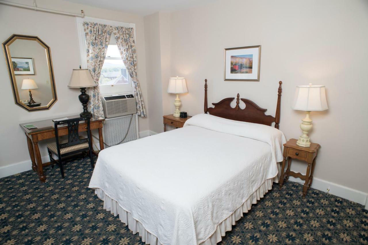 Middlebury Inn Zewnętrze zdjęcie