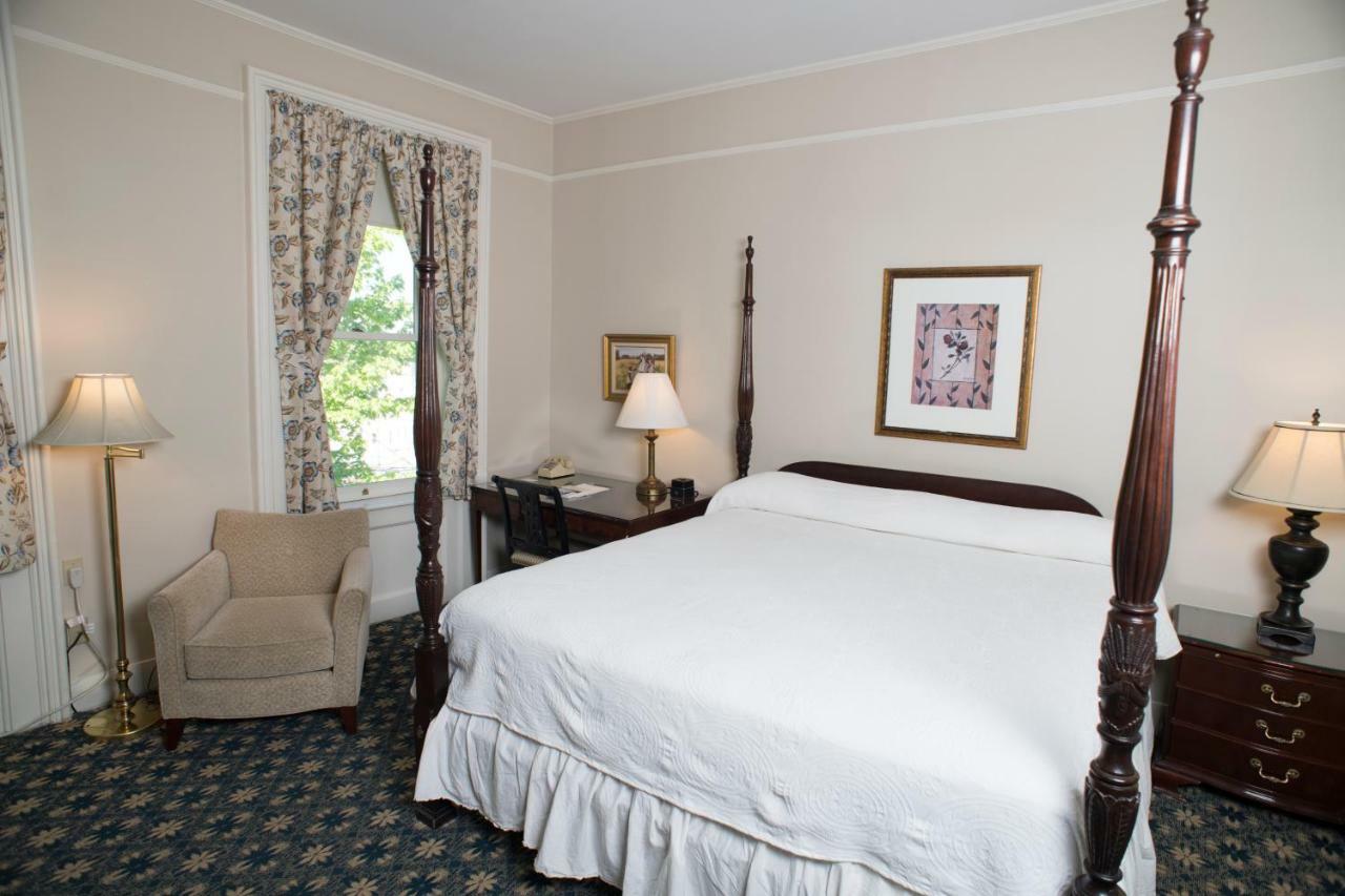 Middlebury Inn Zewnętrze zdjęcie