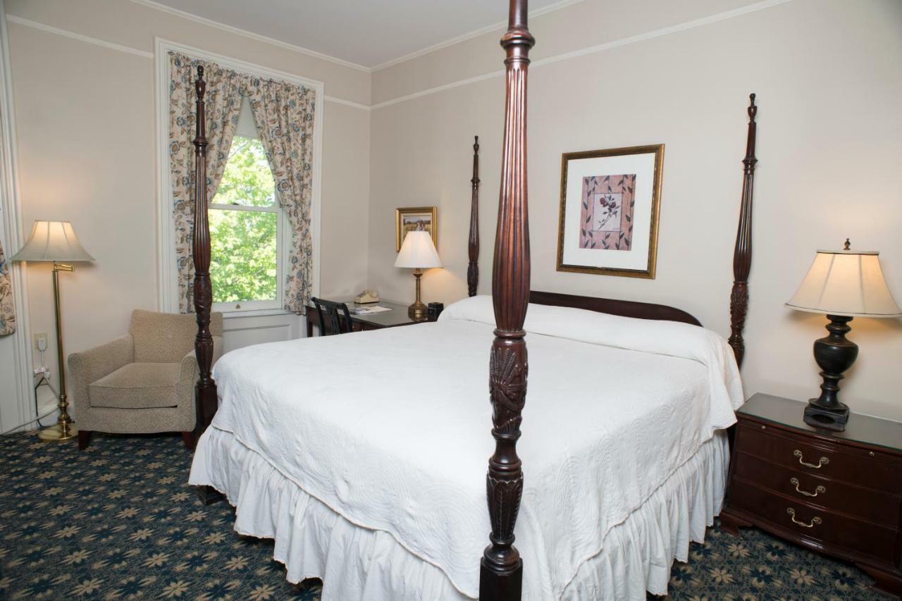 Middlebury Inn Zewnętrze zdjęcie